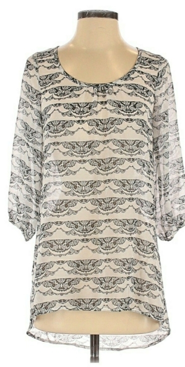 Rue21 Tops - Rue 21 3/4 Length Blouse Top White Black Tunic Sheer Women's Small S Hi-Low EUC